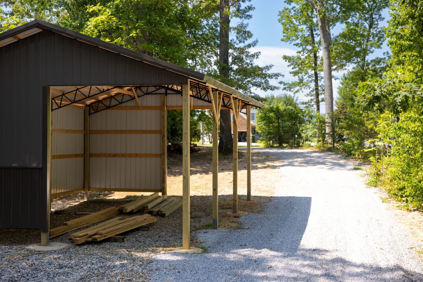 24 x 36 x 10 Run in Shed